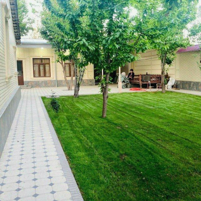 Uy xovli sotiladi Olmazor tumani Chuqursoy maxalla