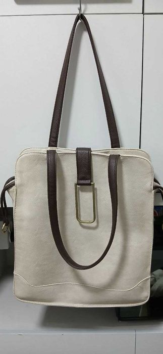 Стильная женская сумка бежево-коричневая, универсальная