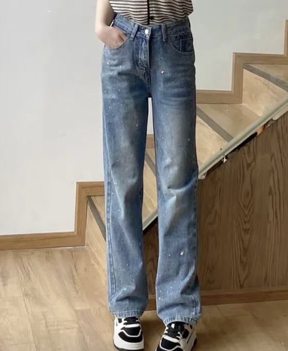 Джинсы со стразами новые