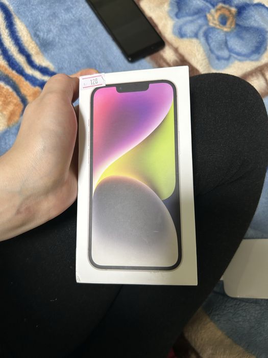 iPhone 14 продаю