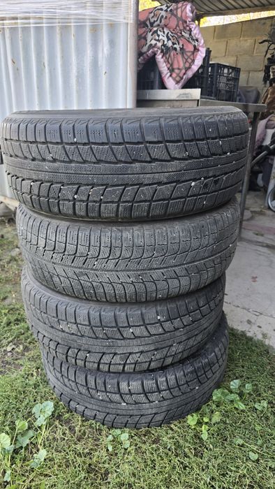 215/60/16 зима резина