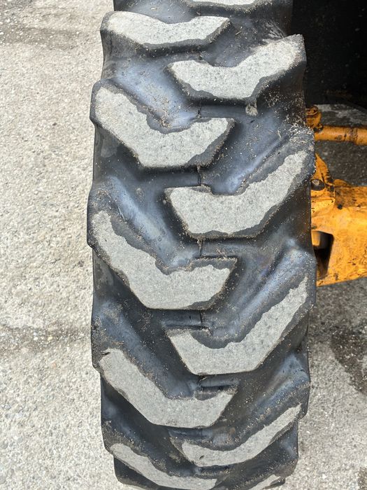 Jcb 524-50 incarcator telescopic stivuitor