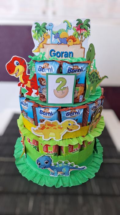 Tort cu dulciuri