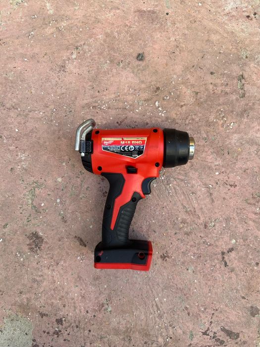Suflanta aer cald Milwaukee M18 BHG
