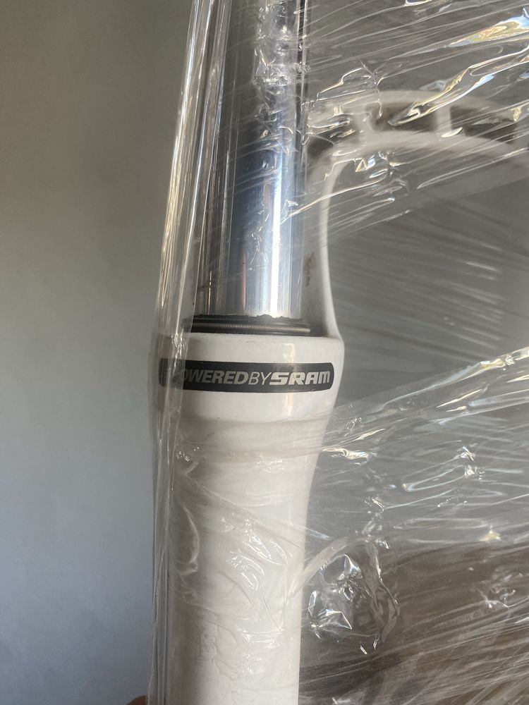 Вилка Rock Shox Dart2