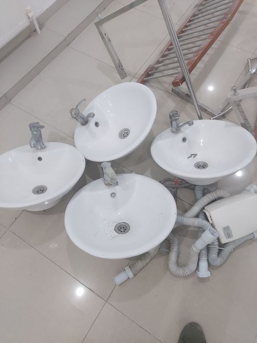 Раковина со коренным стеклом