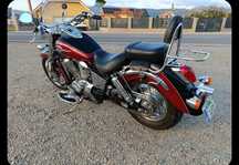 Motocicleta Honda Shadow vt750 A2