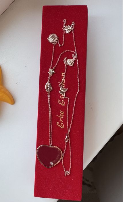 Сотуар күмістен, алтын жалатылған