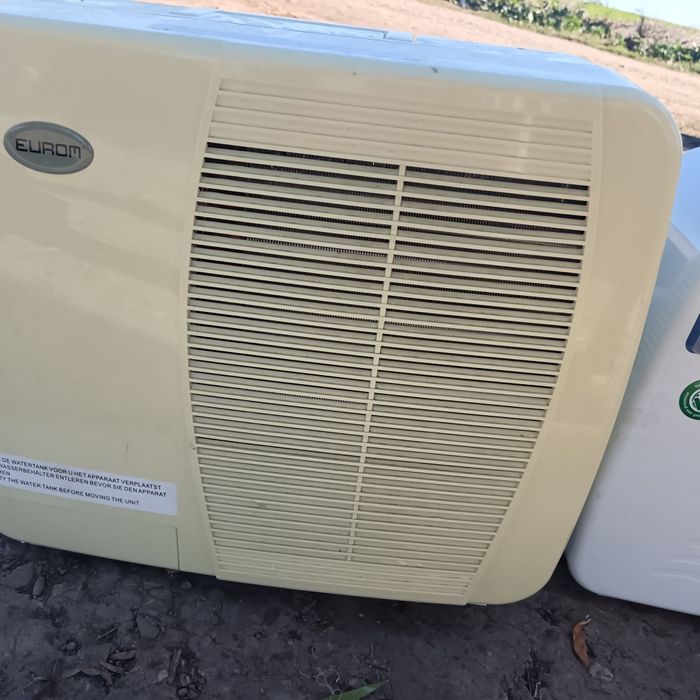 Vând aer condiționat rulote