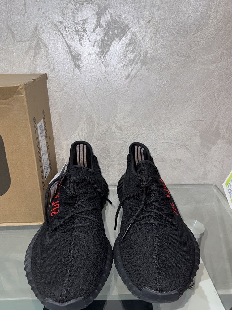Yeezy Boost 350 v2 Black Red Bred [EU:44]
