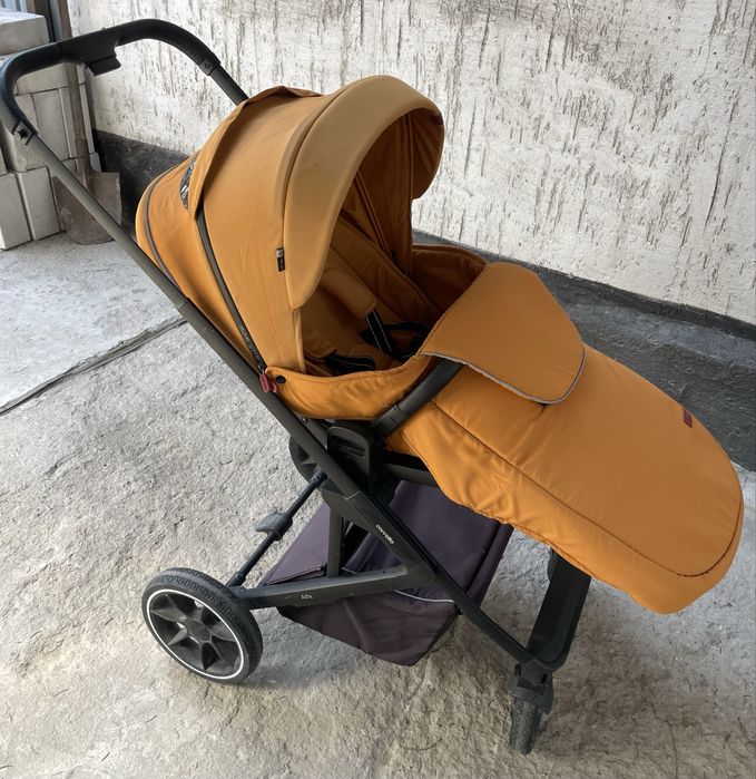 Продам б/у детскую коляску
