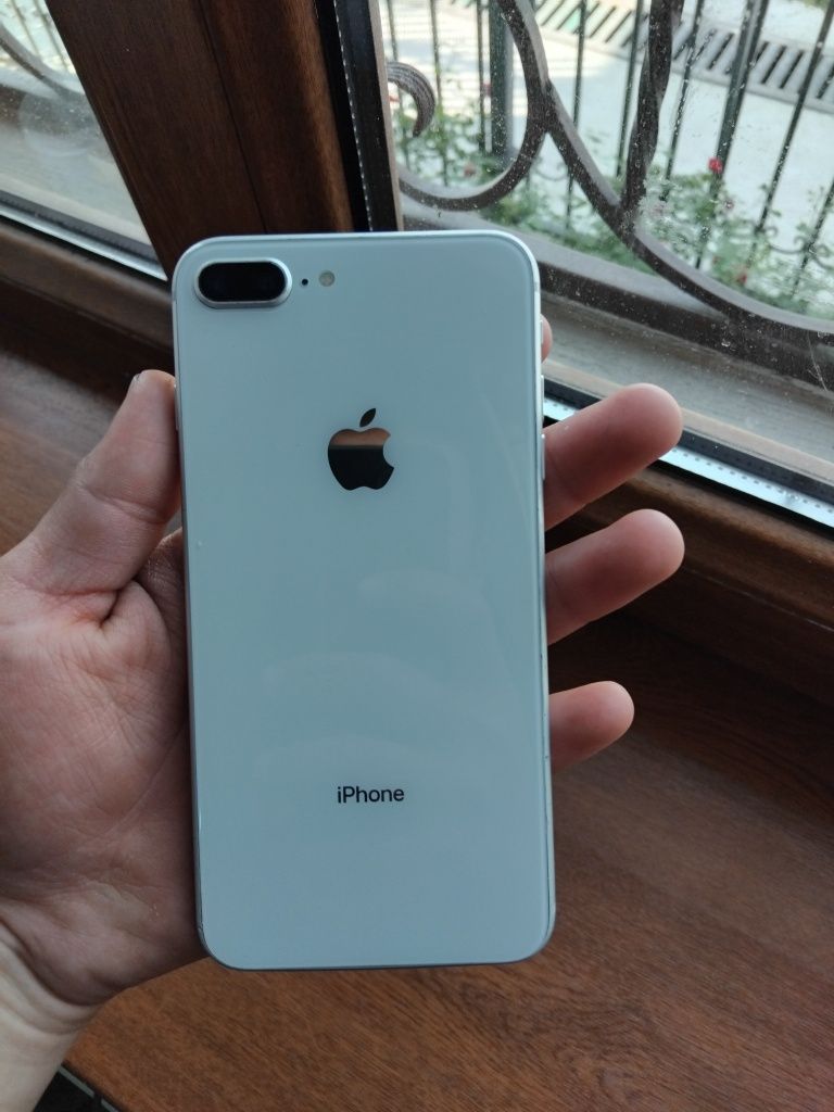 Iphone 8 puls srochna