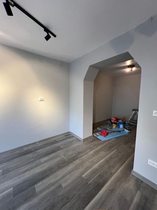 Spațiu comercial de închiriat – 29 mp + terasă 26 mp – Dorohoi