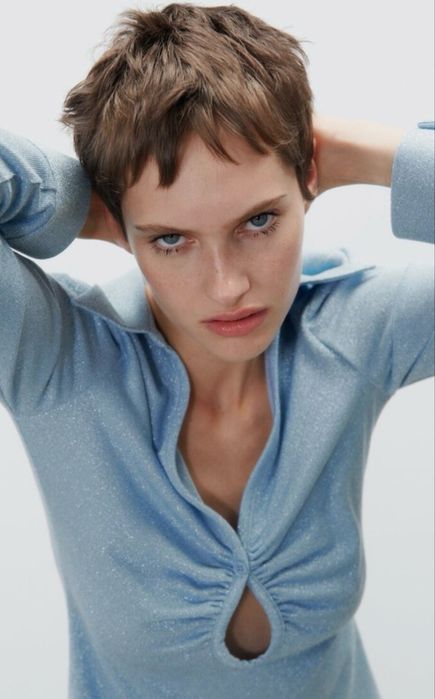 Блуза Zara , нова с етикет