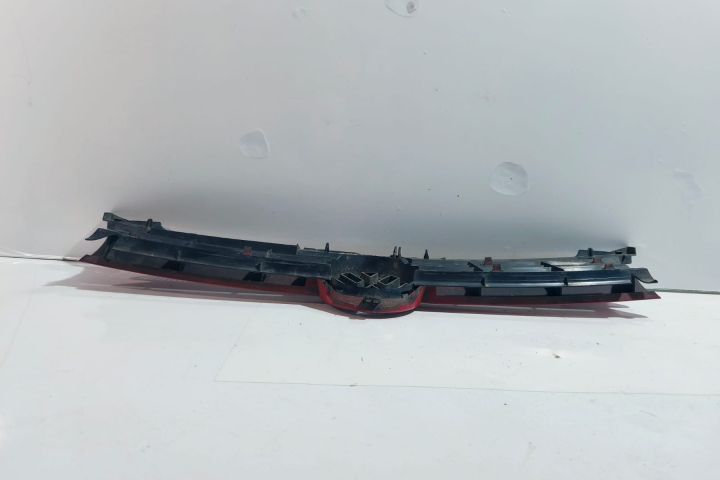 Grila radiator 1J0853651F Volkswagen VW Golf a 4-a generatie