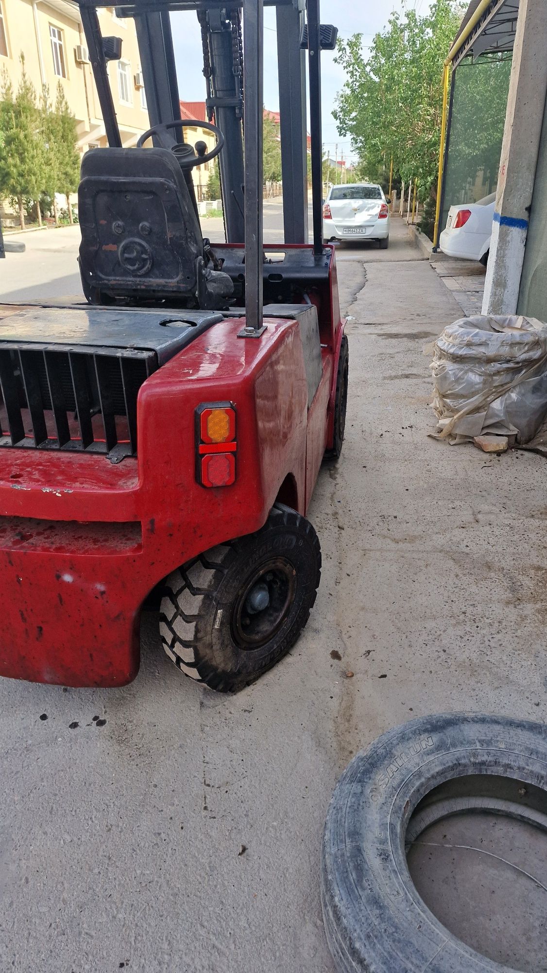 Продаётся автокарра дизельный подёмник