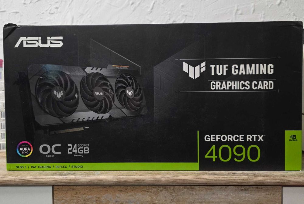ASUS TUF Gaming GeForce RTX 4090 OG OC 24GB, SIGILATA - Kli Amanet