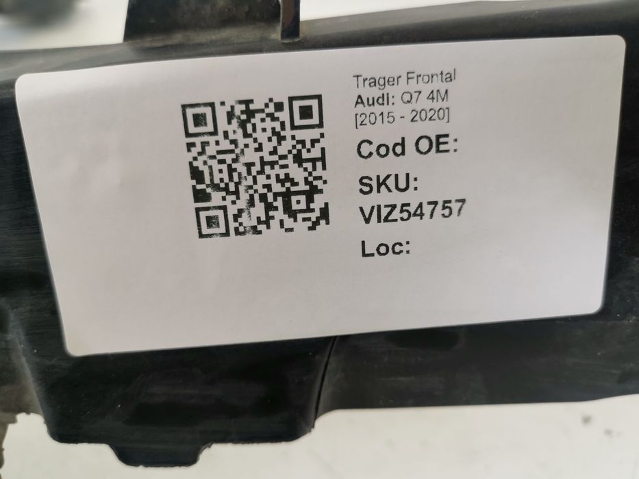 Предна конзола Ауди Кю7 / Audi Q7 4M Оригинална, в добро състояние