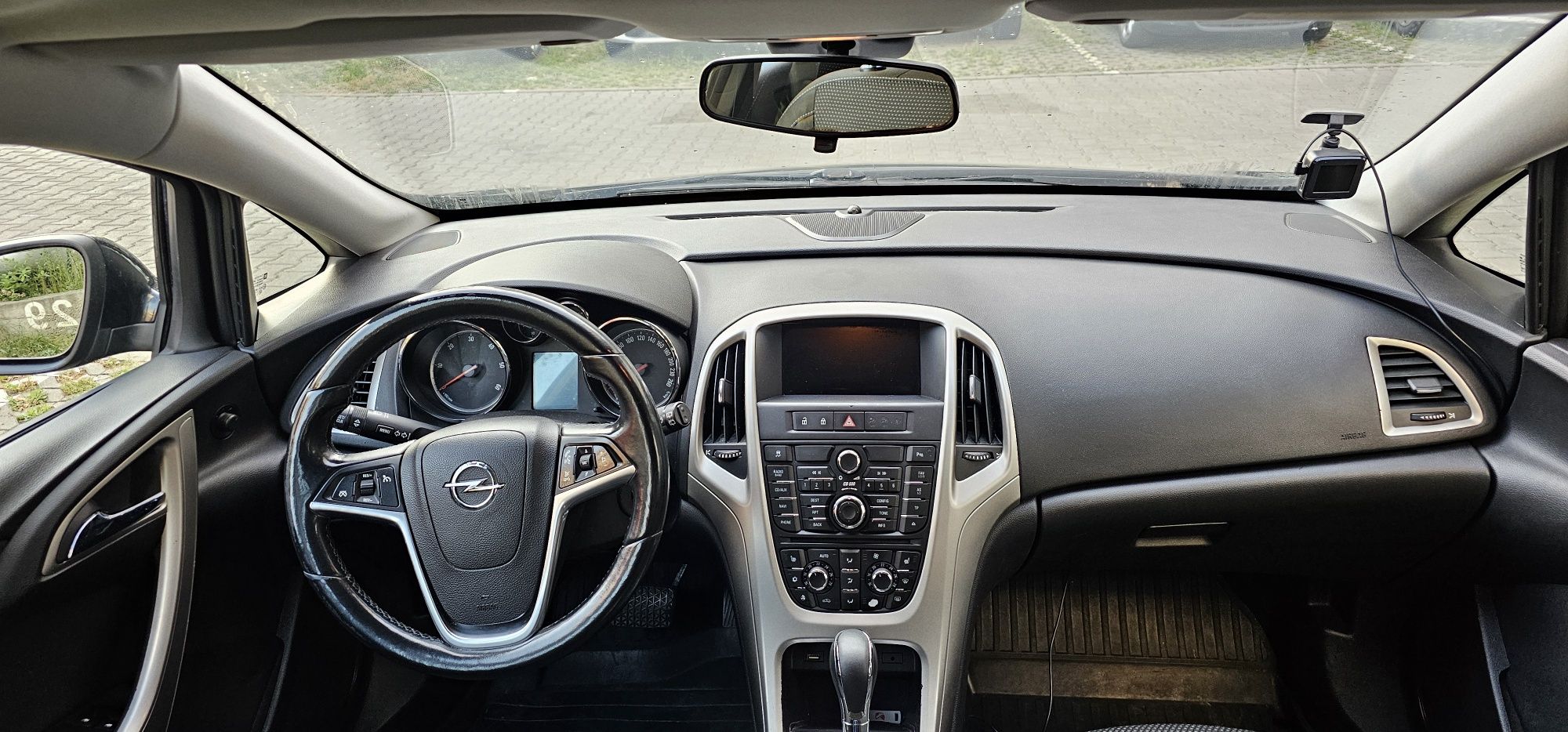 Vand Opel Astra J Sports Tourer 2011