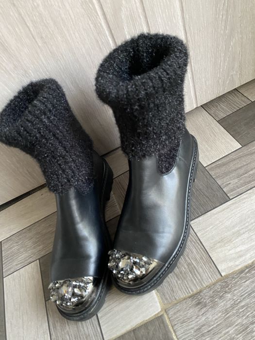 Ghete cu diamante