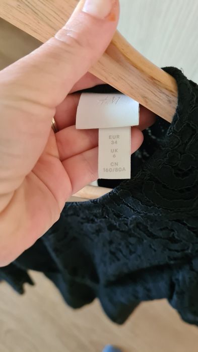 Rochie h&m, neagra, de dantelă,  1 purtare