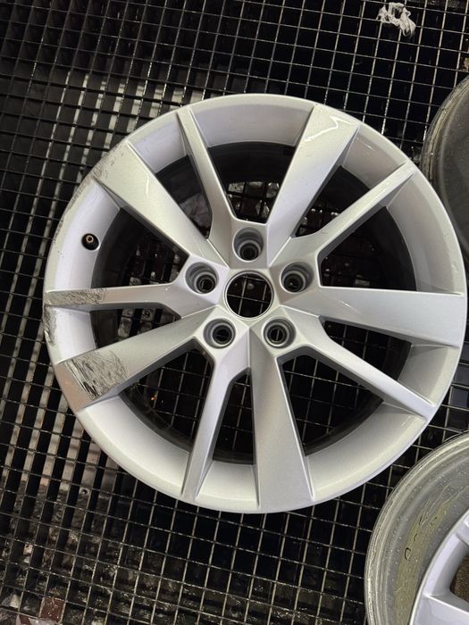 5 Jante Skoda 17” 5x112, 5E0601025/ 5E0 601 025, ET49
