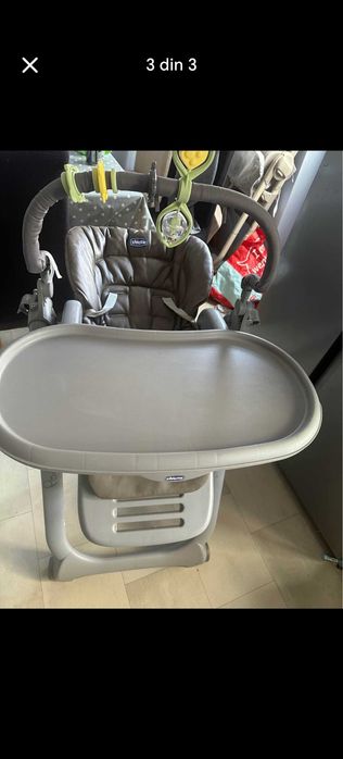 Scaun de luat masa chicco