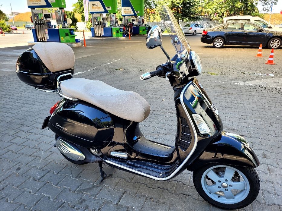 Piaggio Vespa 250 GTS