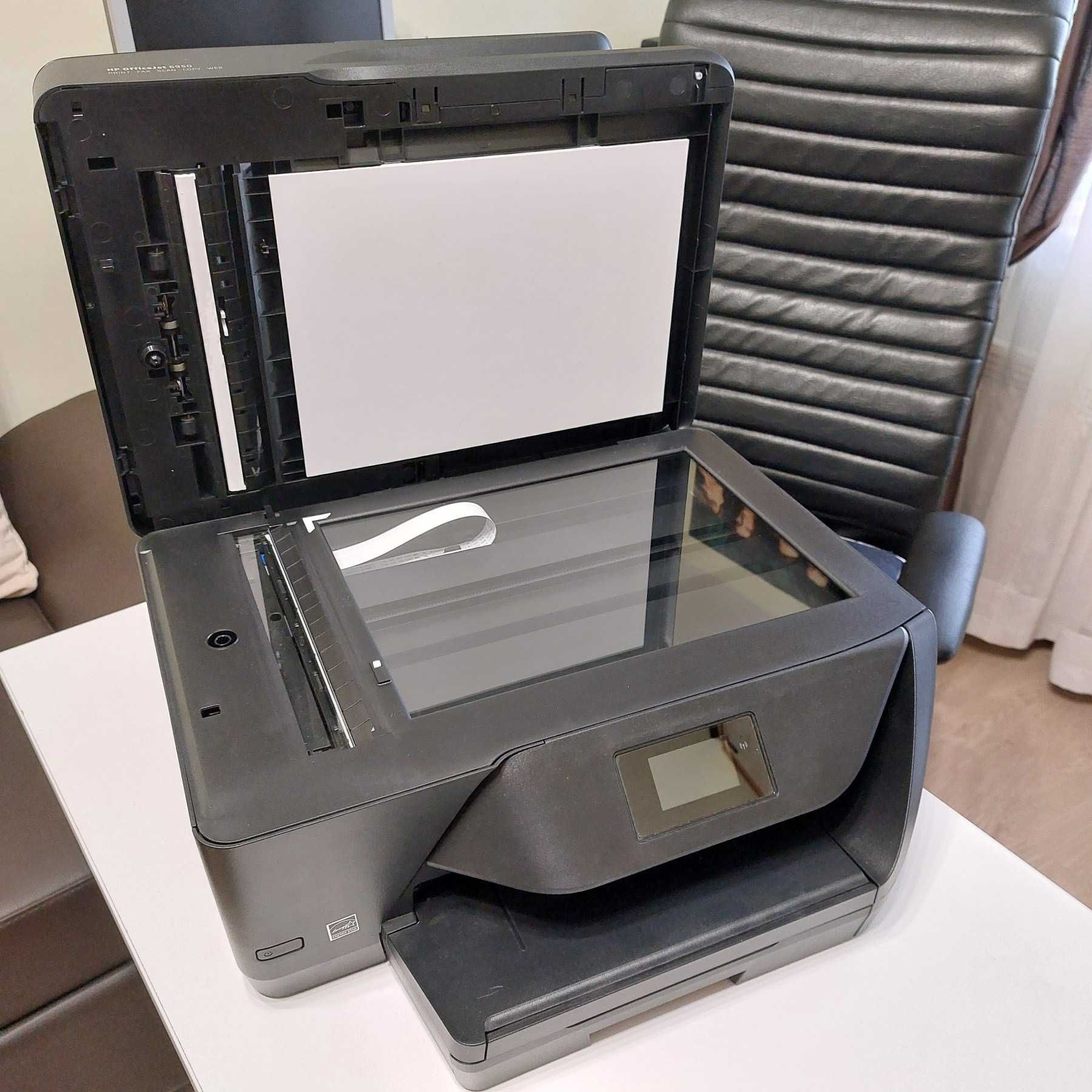 HP OfficeJet 6950 Мултифункционален цветен принтер / скенер КАТО НОВ