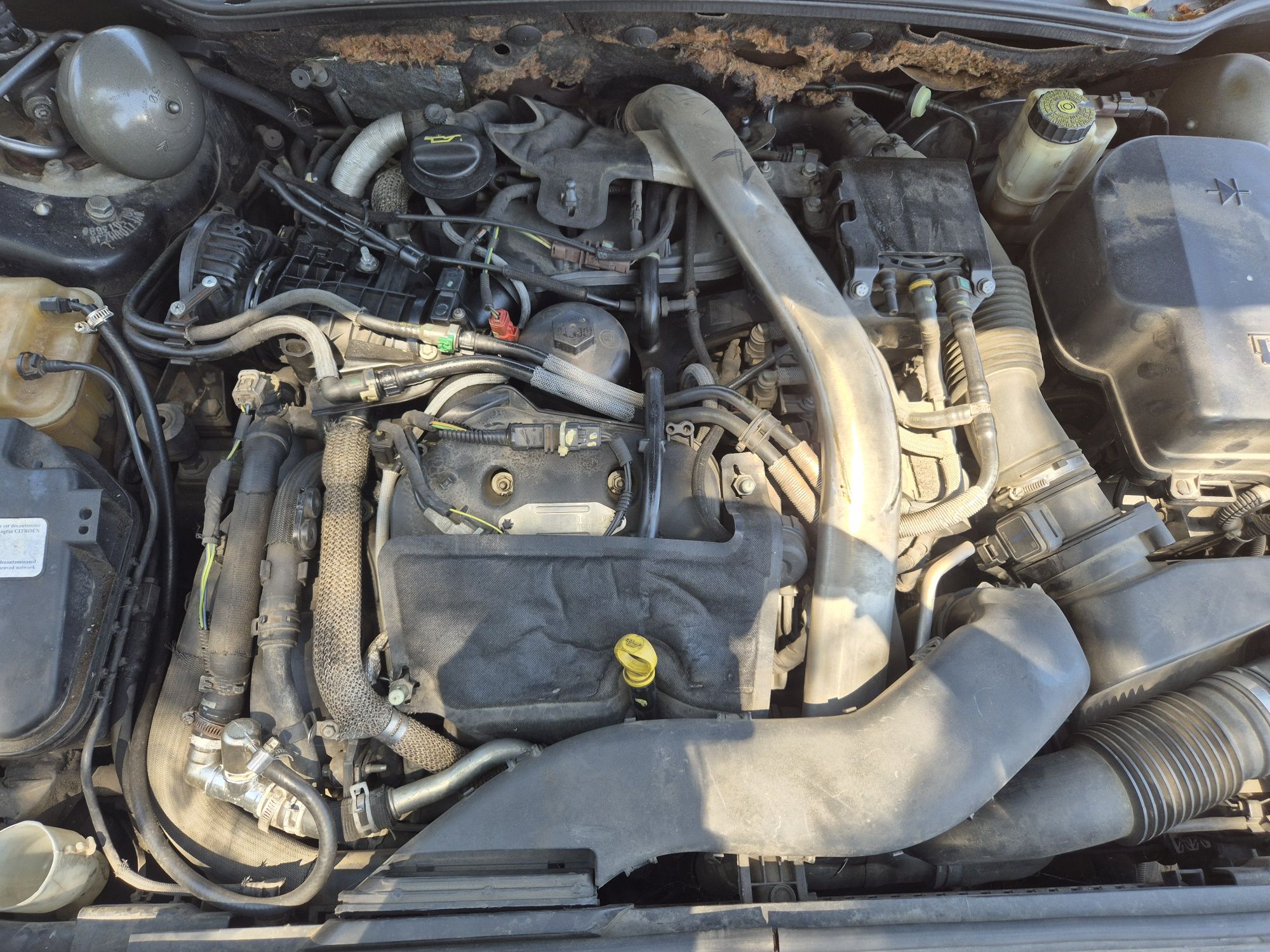 Dezmembrez Citroen c6 2.7 diesel 2006 2011