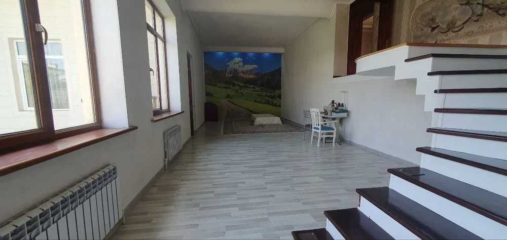 Срочно сдается дом 6 комнат,6 соток.можно под бизнес.Сергели.