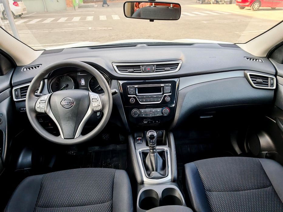 Nissan Qashqai - 1.2 Benzina - 116 CP - An 2015 - 130.000 km- GARANTIE