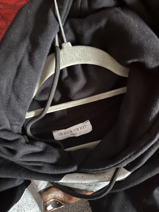 Hanorac ih nom uh nit Paris