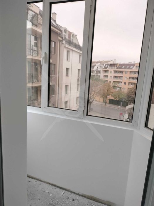 Продава се Двустаен апартамент в Пловдив, Център - 70 кв.м за 1929 €/кв.м - Снимка #4