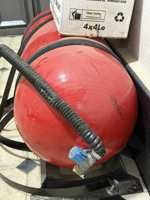 Tayyor 100tali Metan gaz balon 4-pokileniya