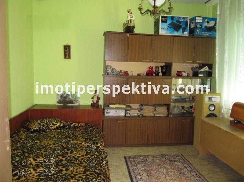 Продава се Тристаен апартамент в Пловдив, Тракия - 96 кв.м за 1146 €/кв.м - Снимка #6