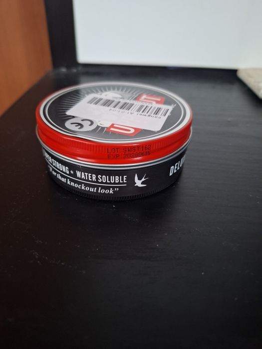 Помада за коса uppercut deluxe pomade