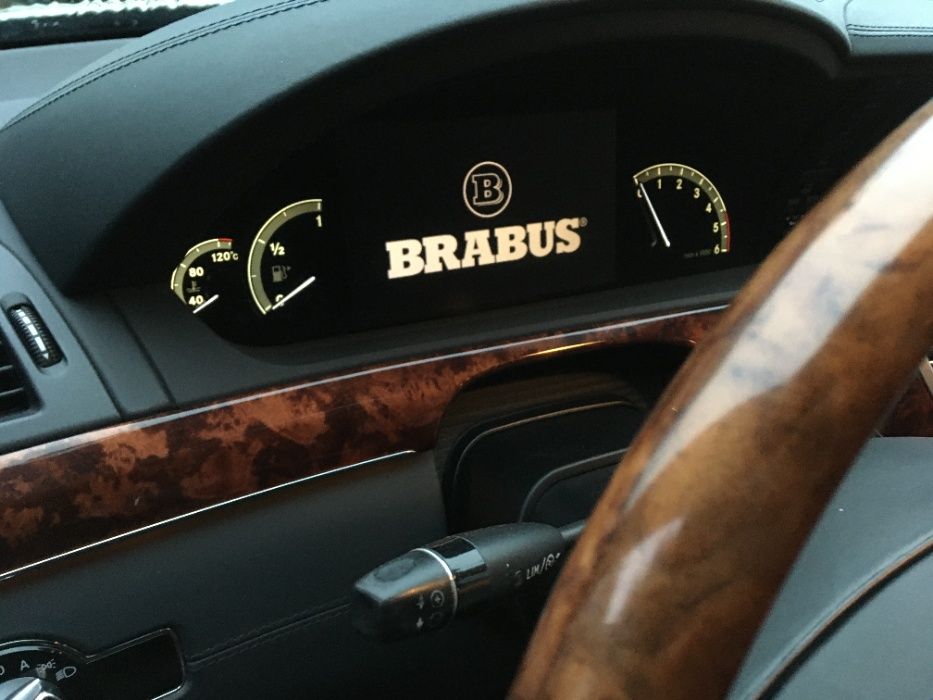 Mercedes AMG Лого BRABUS Активиране carplay android auto video motion