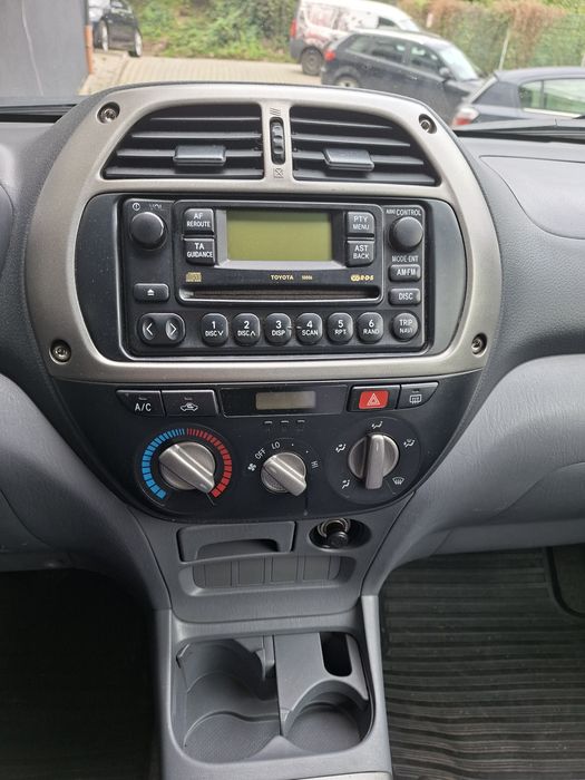 Toyota Rav 4 benzină
