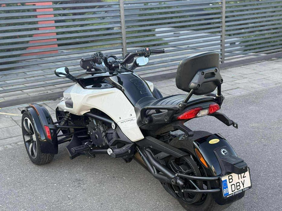 canam spyfder f13