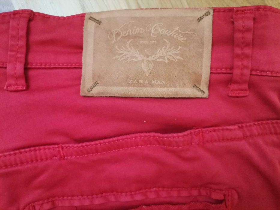 Панталони мъжки червени