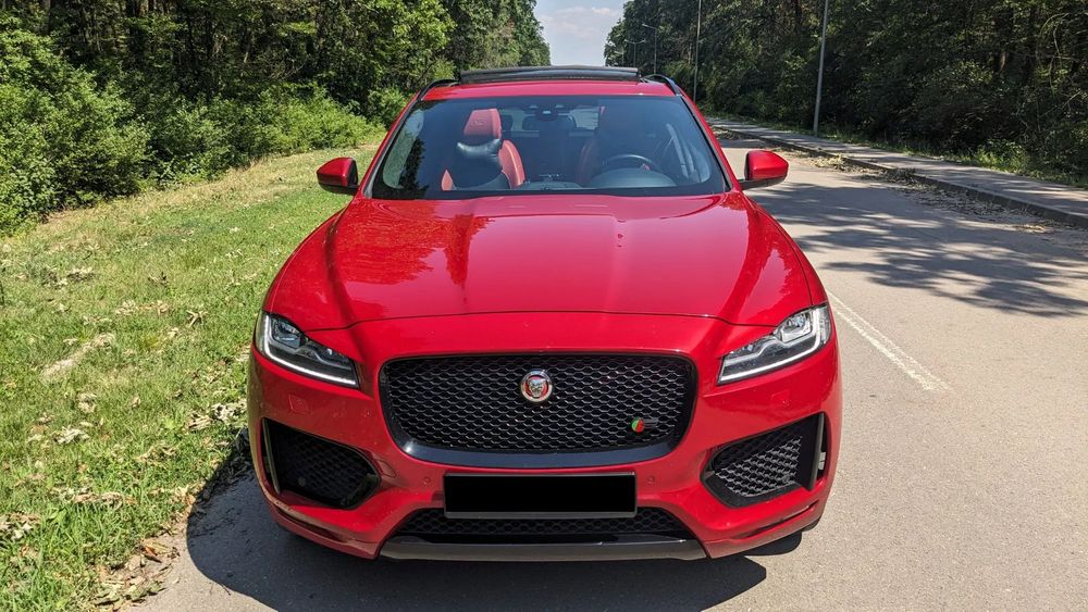 Jaguar F-Pace F-Pace S Black Pack AWD 380CP 3.0 Supercharged V6, Piele, panoramic