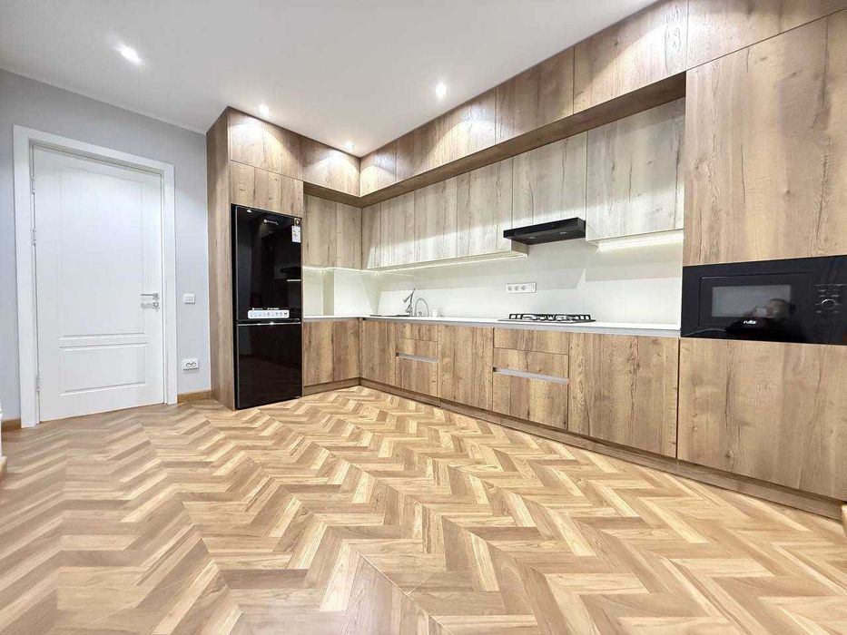 ПРОДАЕТСЯ 2/5/12 64м2 ЖК “NRG Мирзo Улугбек”  Ор.р:  Буз базар