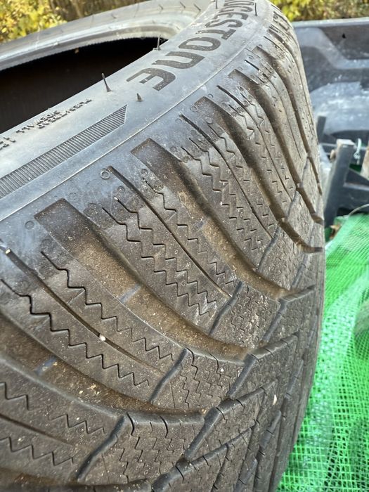 Зимни гуми Бриджстън
