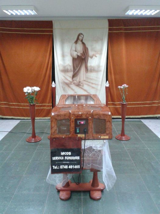 Vând paravan funerar (camera ardente)