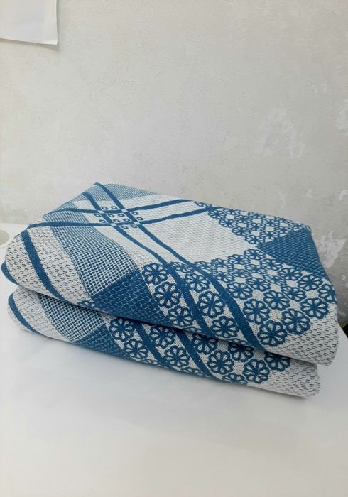 Продам покрывала 2 шт!