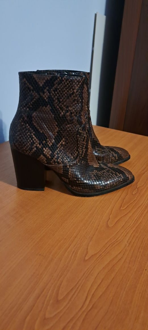 Botine Zara animal print