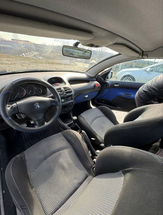 Se vinde/schimb  Peugeout 206 CC