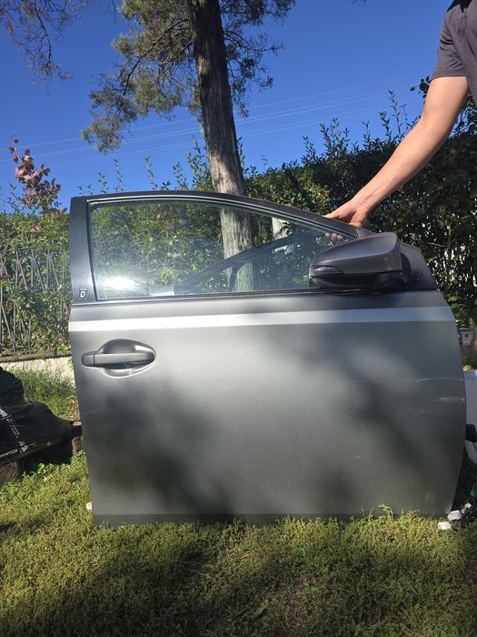 Usa portiera hayon bara tripla oglinda auris II HB,brek