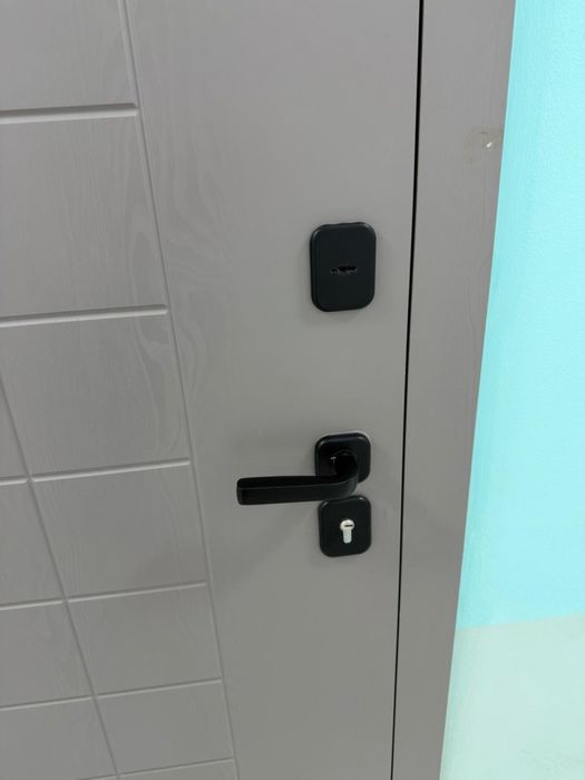 Срочно продам замок для двери. Новый. Качественный.